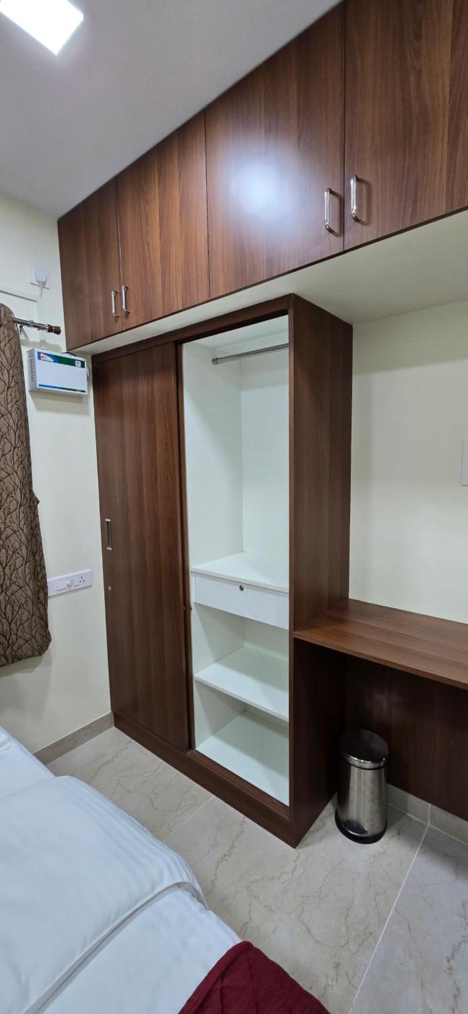 Nj Residency Near Dlf It Park, Rmz Software Park, L&t Ecc, Trade Centre & Miot *