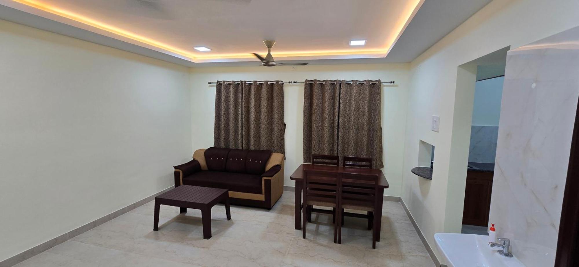 Hotel Nj Residency Near Dlf It Park, Rmz Software Park, L&t Ecc, Trade Centre & Miot *