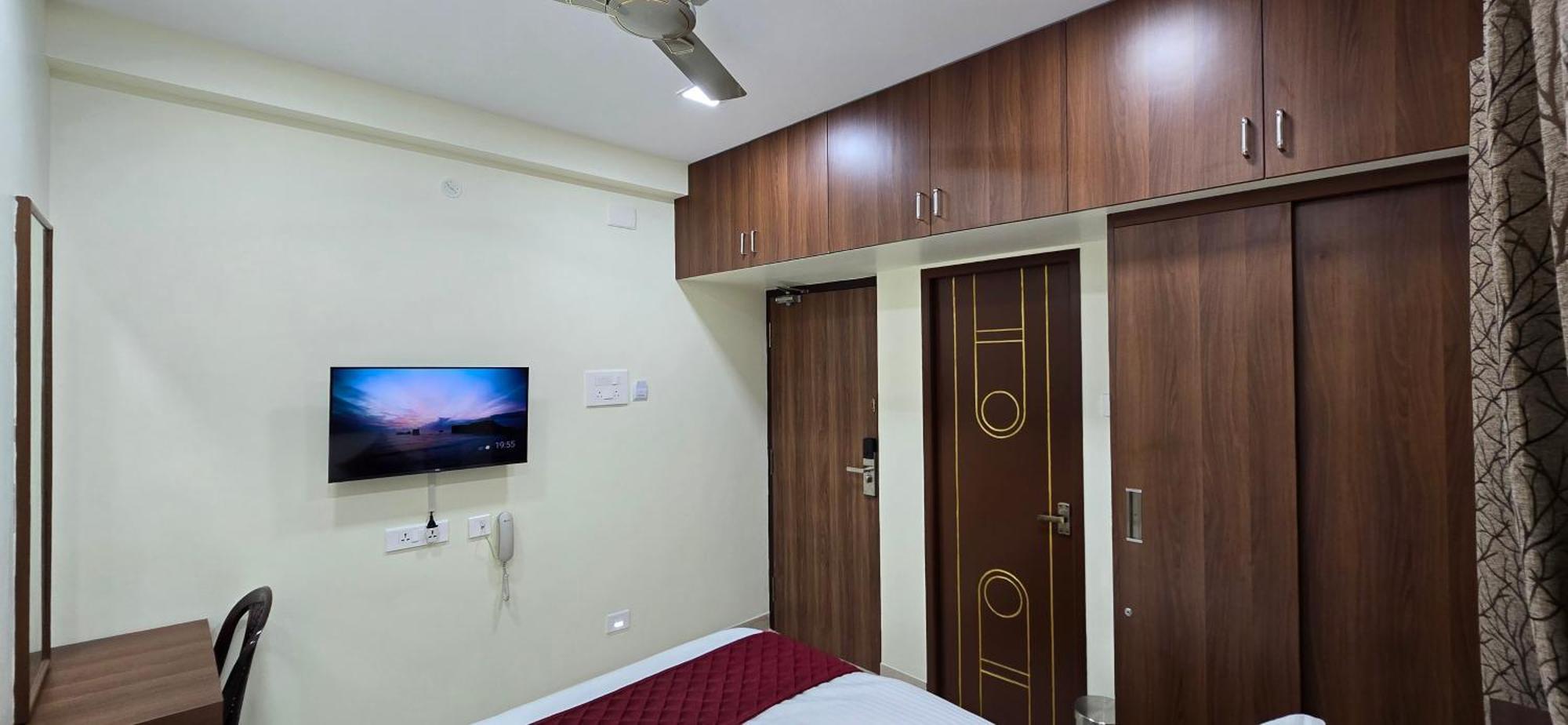 Nj Residency Near Dlf It Park, Rmz Software Park, L&t Ecc, Trade Centre & Miot * Chennai